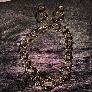 Elegant Gold Tone chunky  Chain Necklace and Earring Set